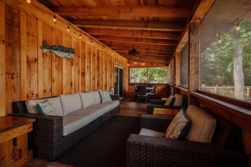 Mountains to Sea by Oak Island Accommodations - photo 44