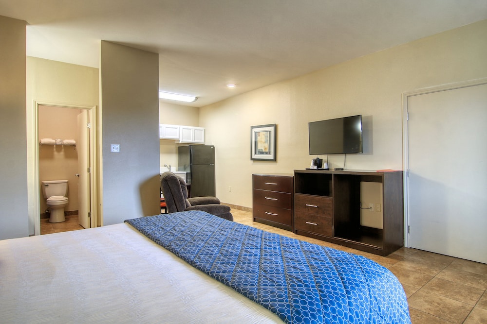 Alister Square Inn - photo 5