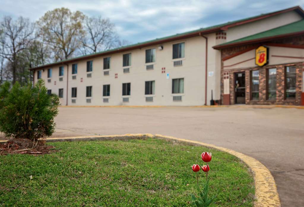 Super 8 by Wyndham Mountain Home - photo 2