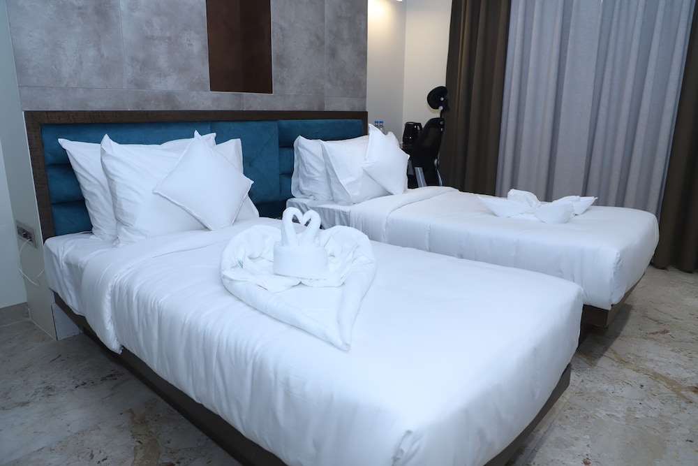 The Royal Class Hotel — Gwalior — photo 4