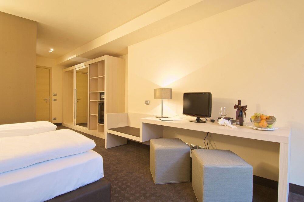 Le Blanc — 4-Star Luxury Hotel in Trento, Italy