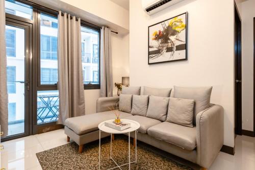 Florence Mc Kinley Spacious 2 Bedroom 2 balcony nr Mall T3 airport — 4-Star Luxury Hotel in Manila, Philippines