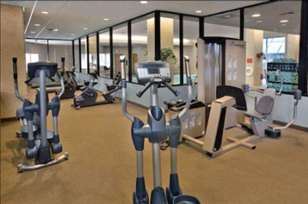 DoubleTree by Hilton Hotel St. Paul Downtown - photo 36