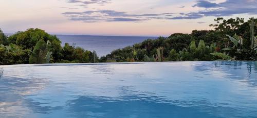 La Villa Boraha 300M2 Propriété Entiere En Bord De Plage Piscine Privee Cuisine Équipéetv Wifi — 4-Star Luxury Hotel in Ambodifotatra, Madagascar
