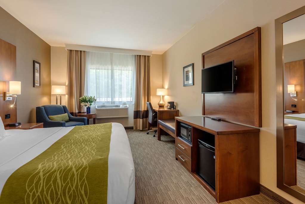Comfort Inn Ellsworth Bar Harbor - photo 18