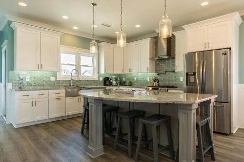 Wait N Sea by Oak Island Accommodations - photo 22
