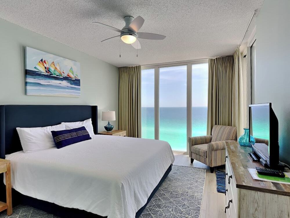 Caribbean Resort A0401 in Navarre, United States