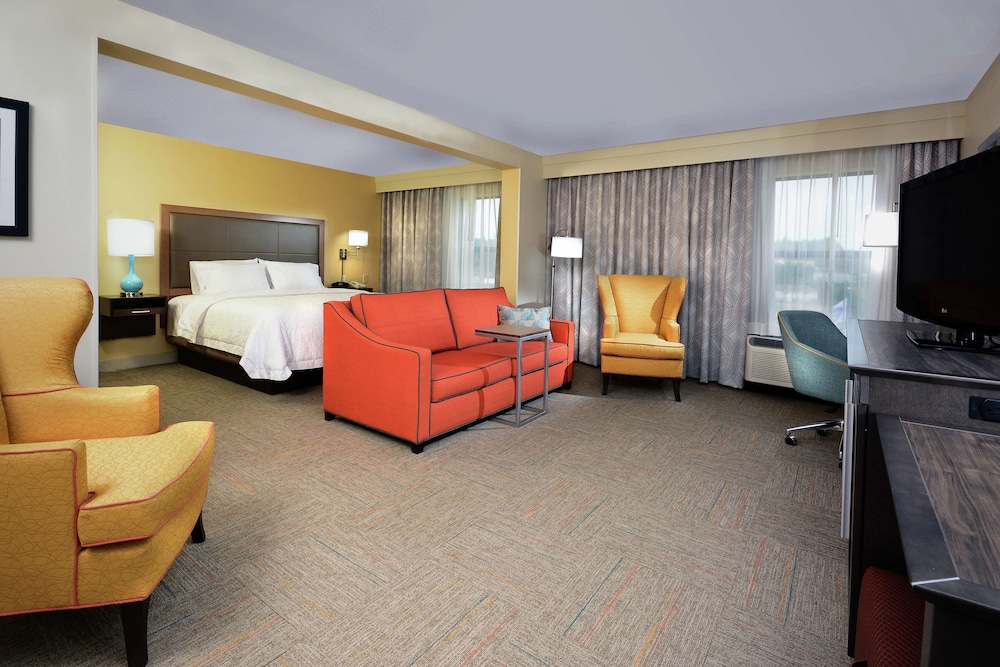 Hampton Inn Martinsville - photo 17