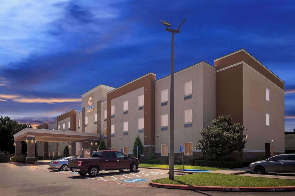 Comfort Suites at Katy Mills - photo 55
