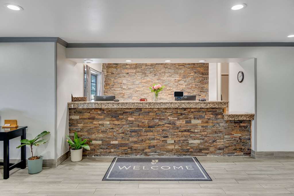 Country Inn & Suites by Radisson Grand Rapids Airport MI - photo 7