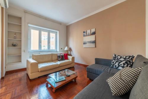 GuestHost MM Cipro Elegant Apartment — 4-Star Luxury Hotel in Rome, Italy