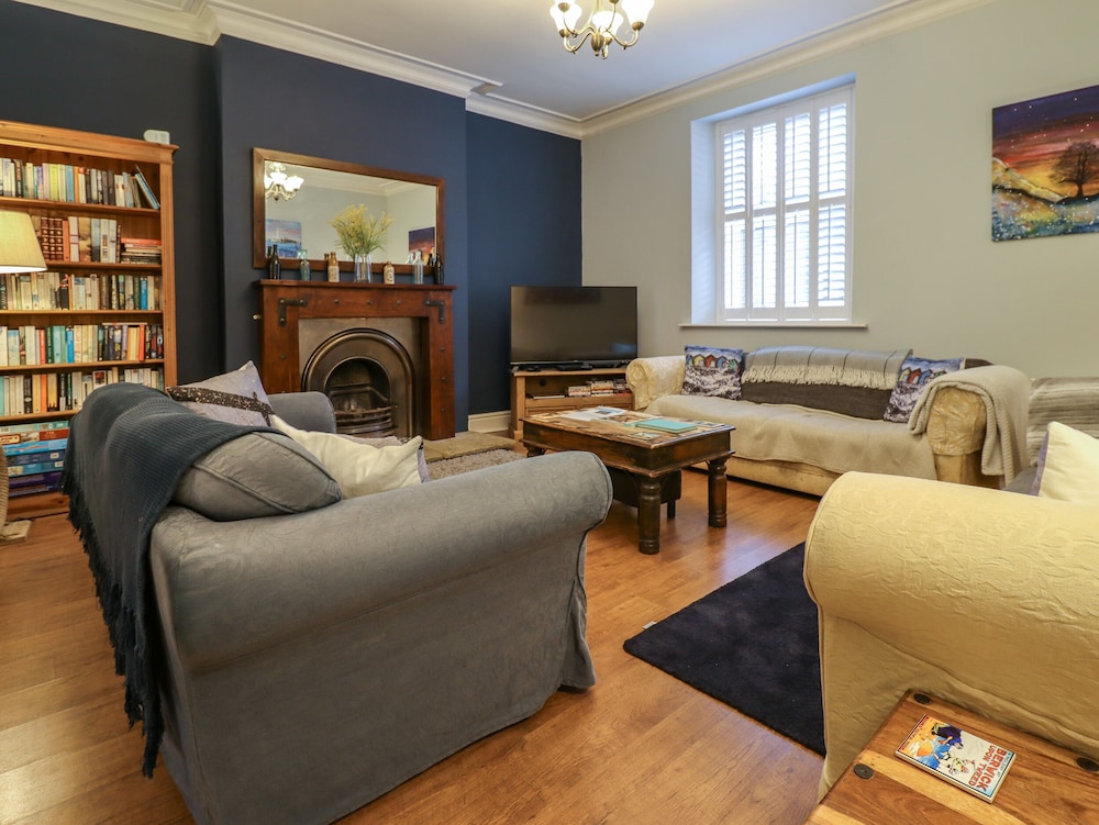 Number Seventeen in Amble, United Kingdom