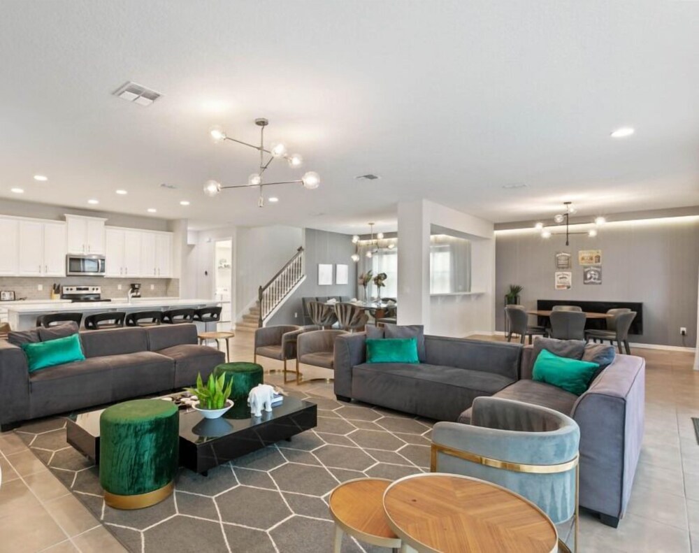 9 Bed 6.5 Bath Solara Resort 9 Bedroom Home by RedAwning - photo 14
