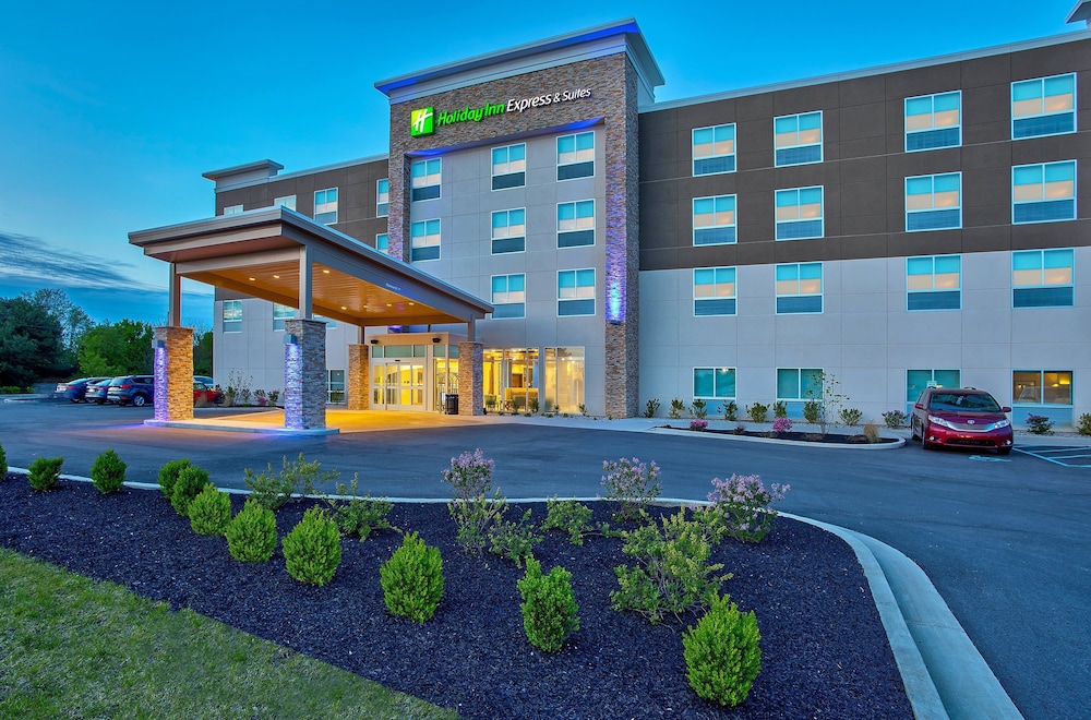 Holiday Inn Express & Suites Lexington W Versailles by IHG - featured photo