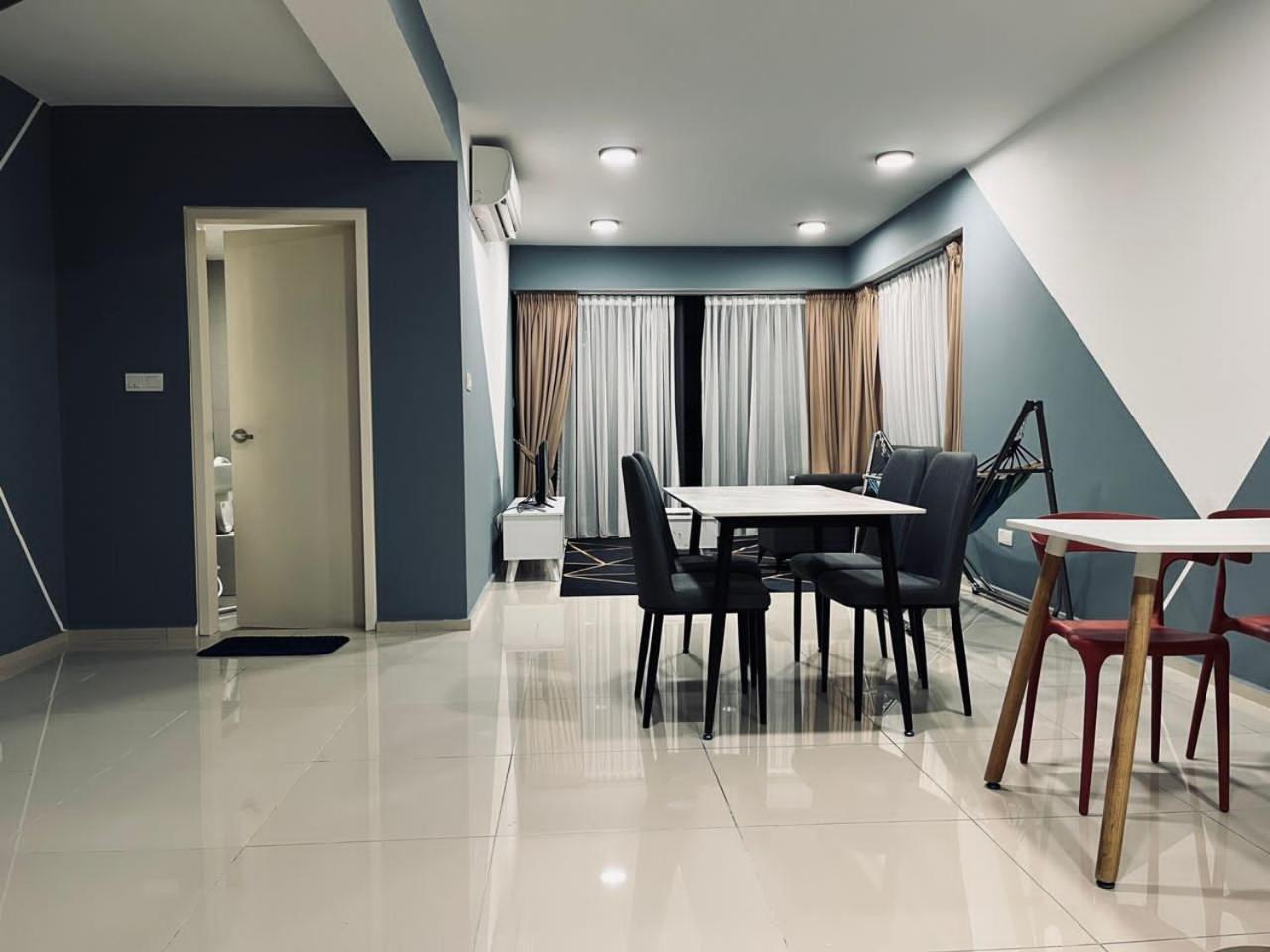 EkoCheras 6 pax Link MRT Kuala Lumpur — 4-Star Luxury Hotel in Kuala Lumpur, Malaysia