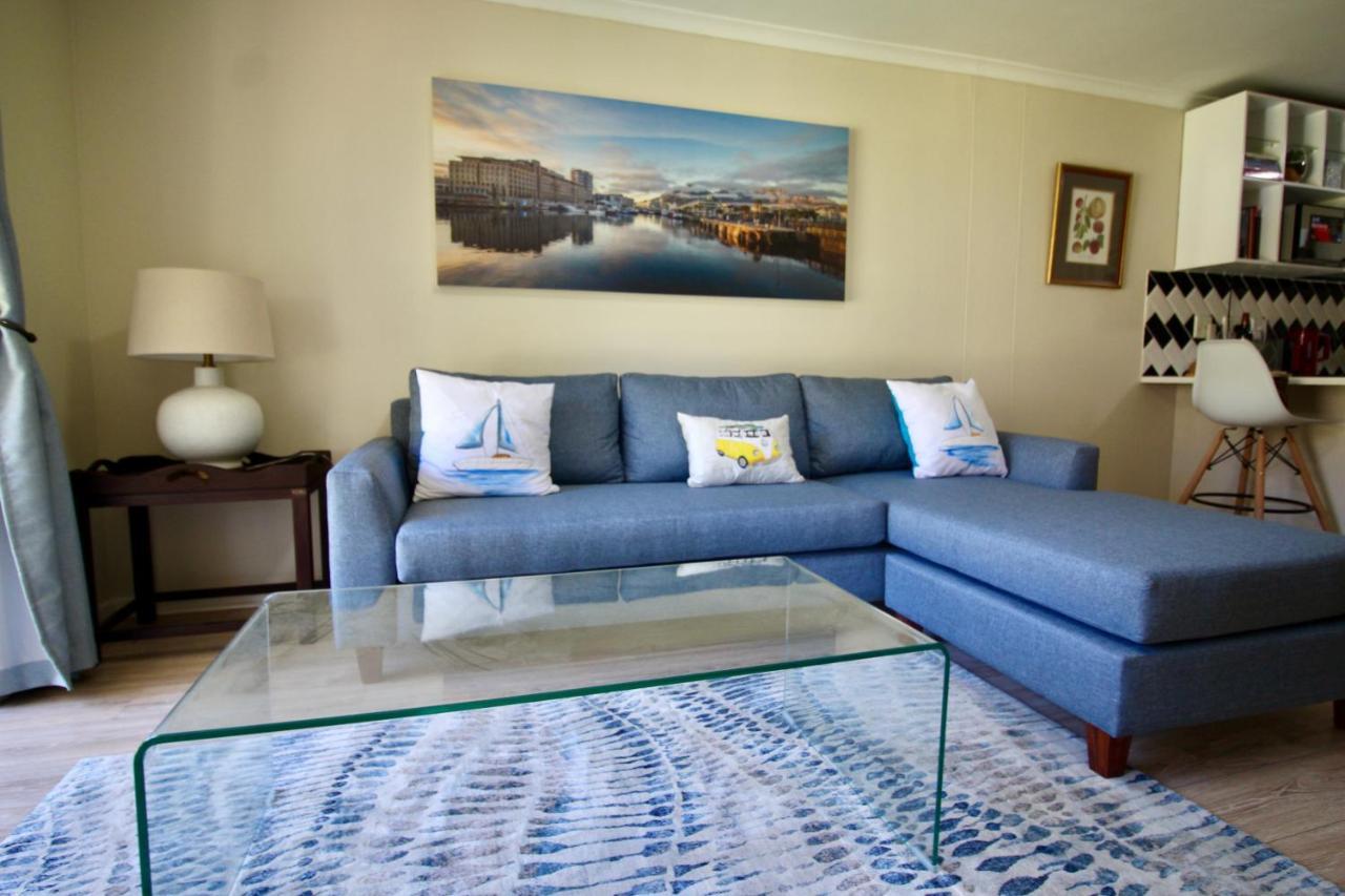 Tamboerskloof 2 Bed Apartment