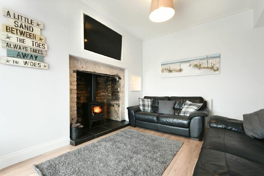 Hillcrest - carbon neutral hotel in Seahouses