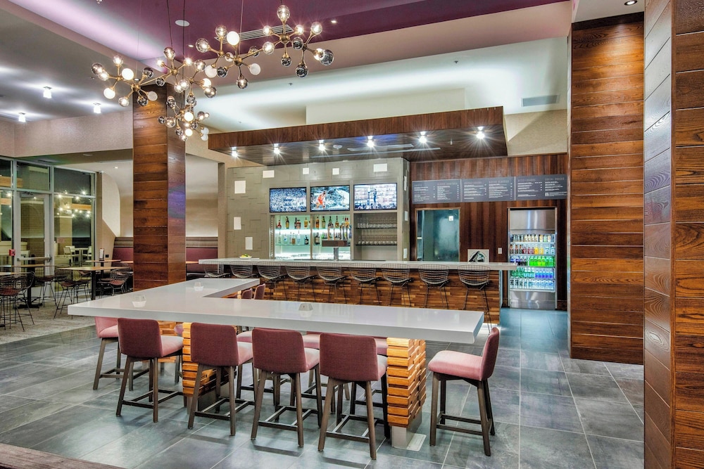 Courtyard by Marriott Raleigh Cary Parkside Town Commons - photo 36