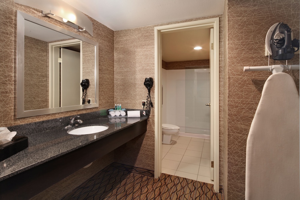 Holiday Inn Express Port Hueneme by IHG - photo 21