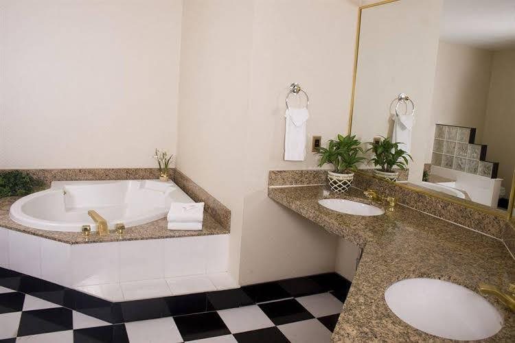 Las Vegas Club Hotel & Casino — hotel in Las Vegas