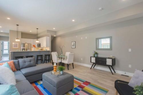 Pristine 3 Bdrm Garage Parking Close To Upenn — 4-Star Luxury Hotel in Philadelphia, United States