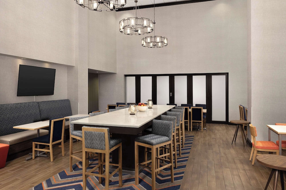 Hampton Inn & Suites Huntsville Research Park Area - photo 31