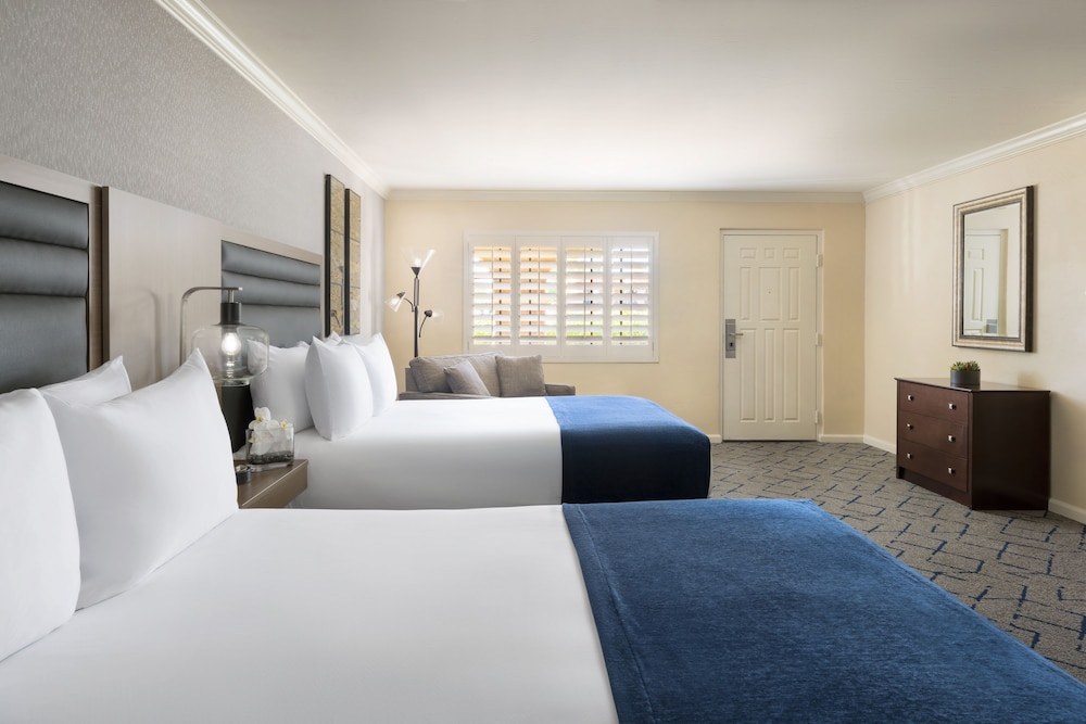 Kimpton Miralina Resort & Villas by IHG - photo 13
