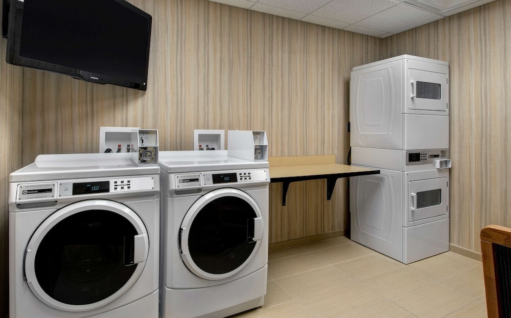 Hampton Inn Provo - photo 15
