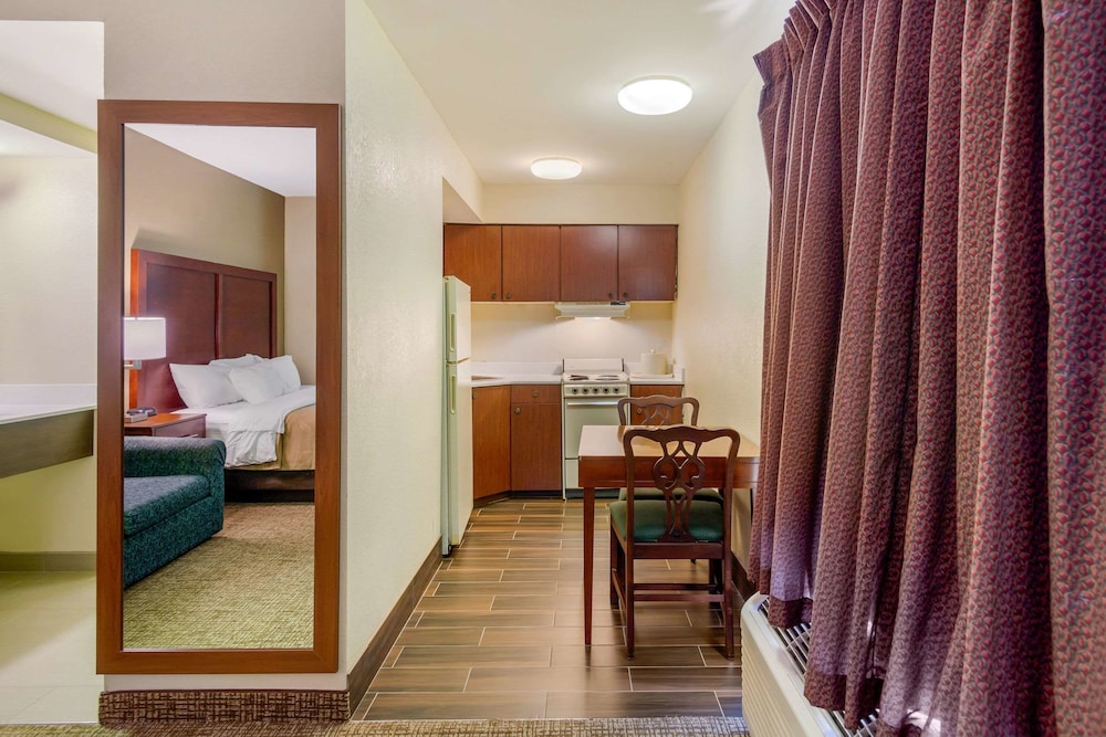 Quality Inn & Suites Olde Town - photo 23