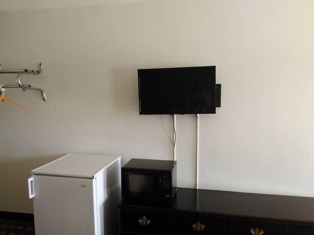 Ashley Lodge - photo 13