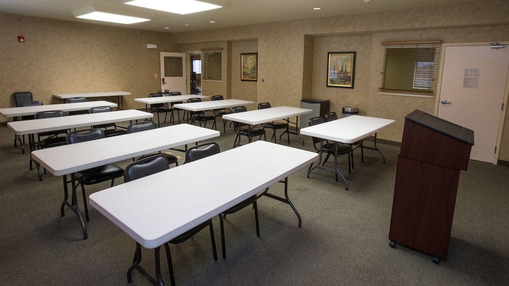 Candlewood Suites Joplin by IHG - photo 22