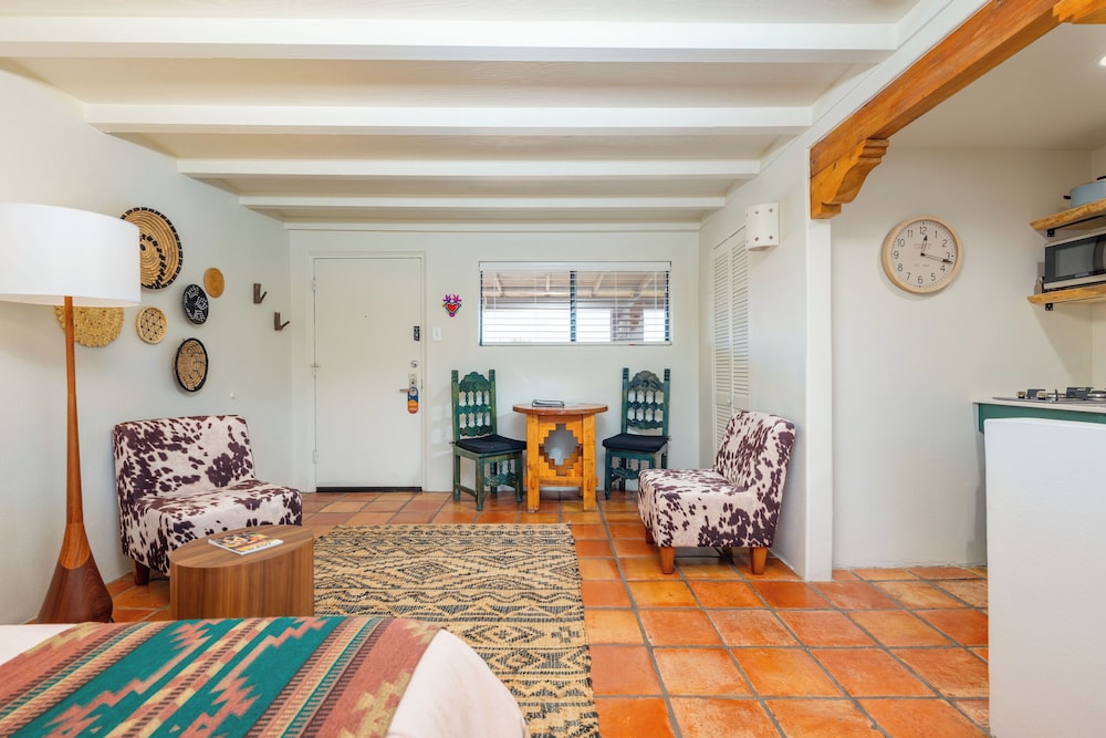 Pecos Trail Inn - photo 14