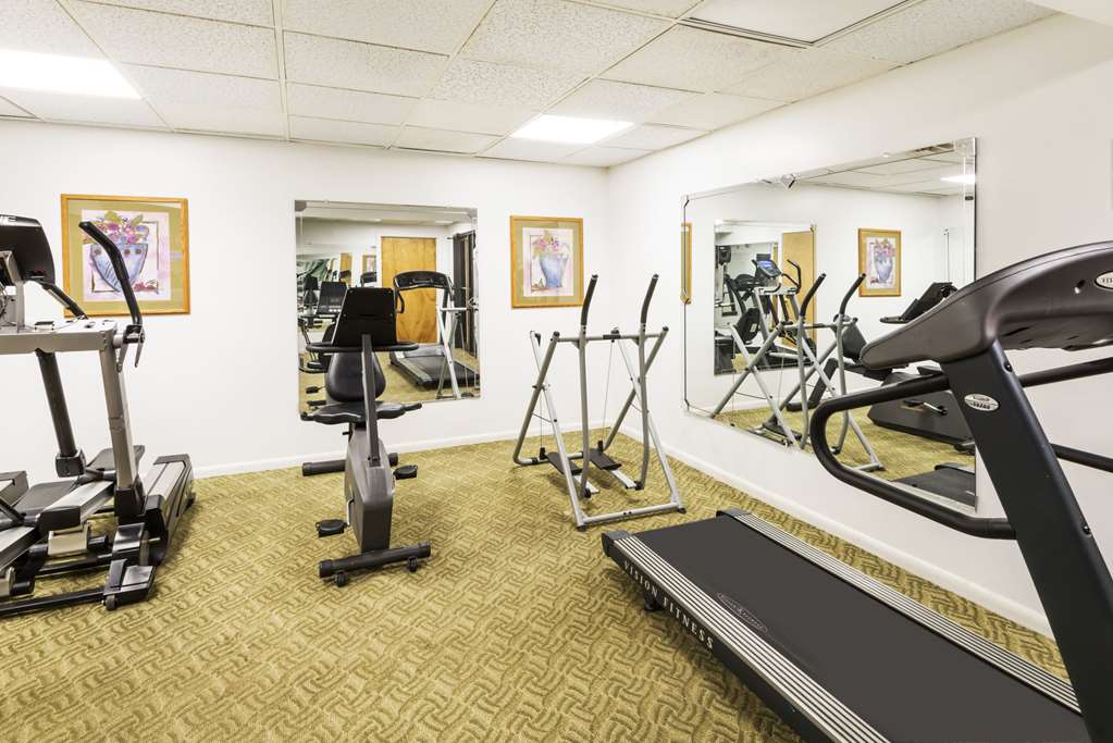 Days Inn by Wyndham Henrietta Rochester Area - photo 8