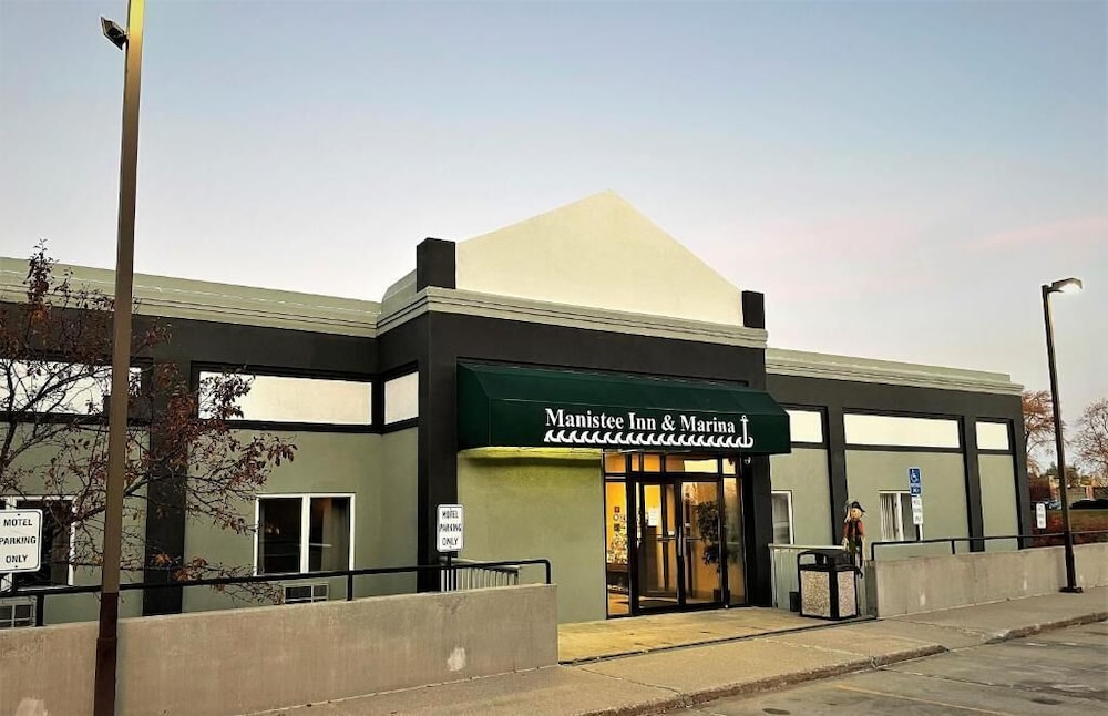 Manistee Inn & Marina — hotel in Manistee