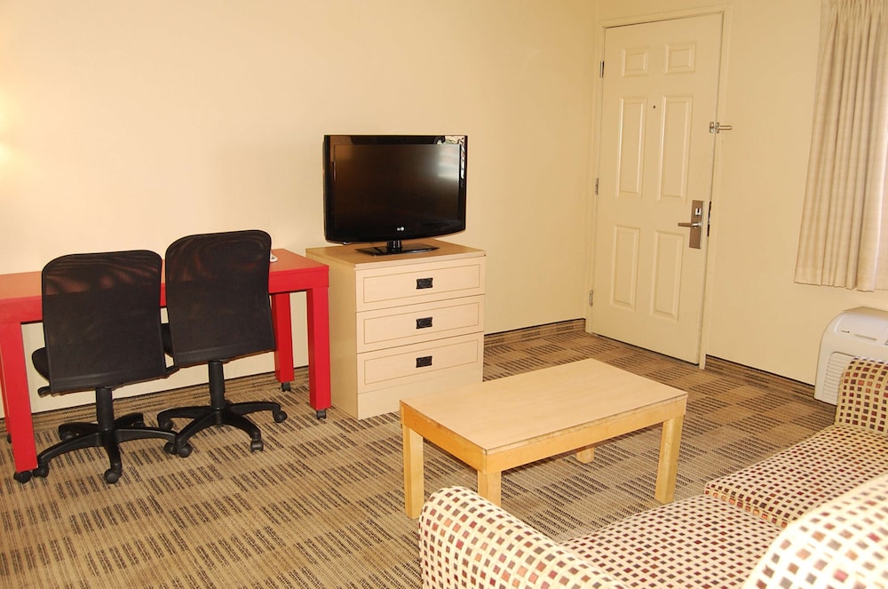 Extended Stay America Suites Greensboro Big Tree Way - photo 14