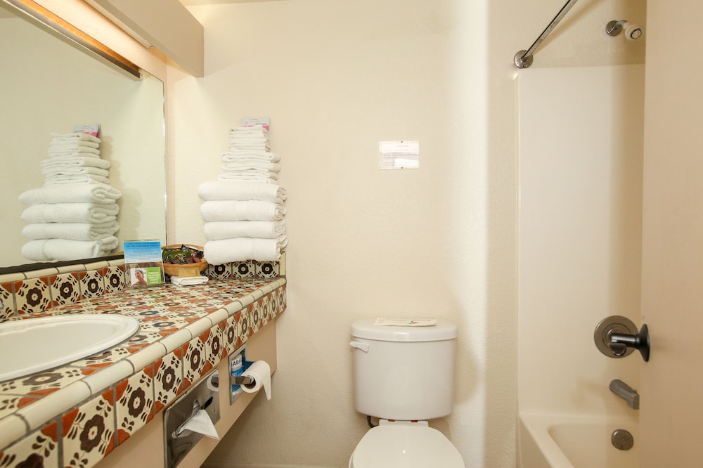Beaver Creek Inn - photo 32