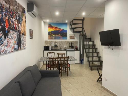 Garibaldi 94 Intera Casa a 2 Passi Dal Duomo — 4-Star Luxury Hotel in Catania, Italy