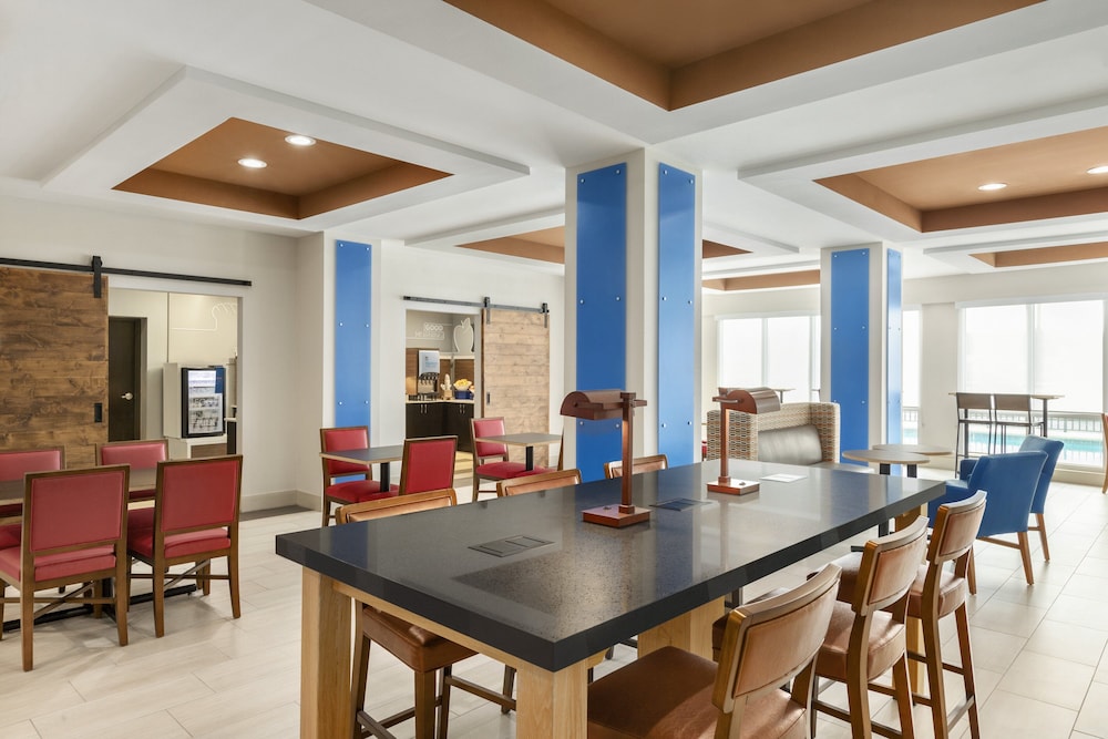 Holiday Inn Express Hotel & Suites Fort Myers East The Forum by IHG - photo 30