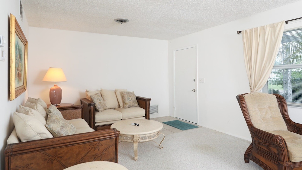 27305 Voyageur - photo 12