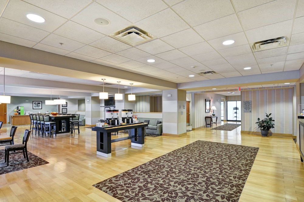 Hampton Inn Tunkhannock - photo 2