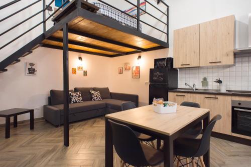 Vivace Home — 4-Star Luxury Hotel in Naples, Italy