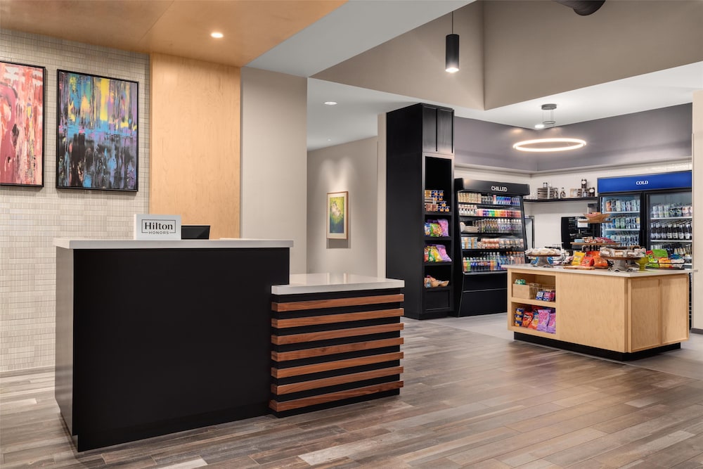 Hilton Garden Inn Burlington Downtown - photo 8