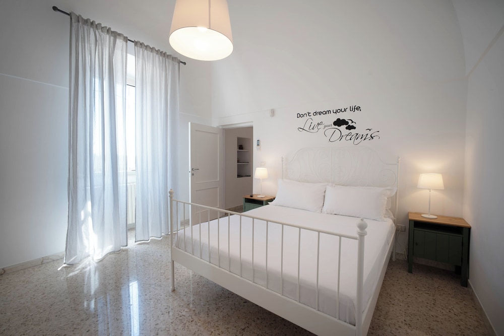 Porta Sugli Ulivi in Monopoli, Italy