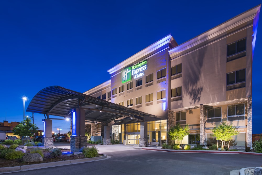 Holiday Inn Express & Suites Colorado Springs Central by IHG - photo 75