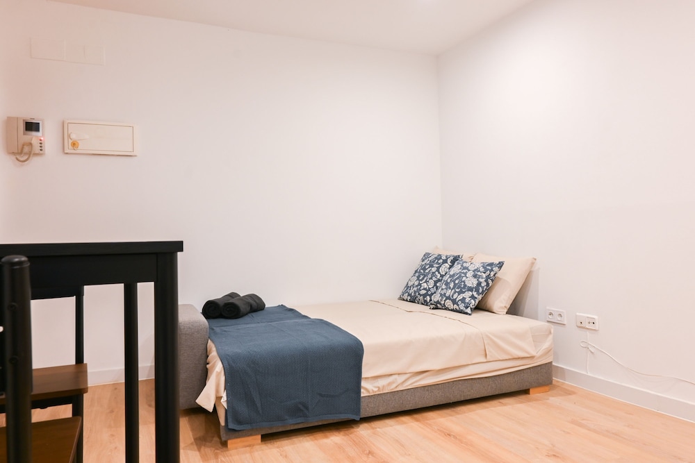 M Slo160 Lindo Estudio en Barrio Justicia Madrid