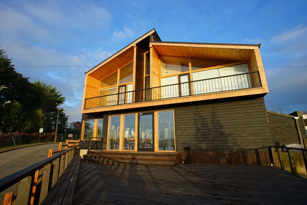 Hotel & Cafe Veliche in Castro, Chile