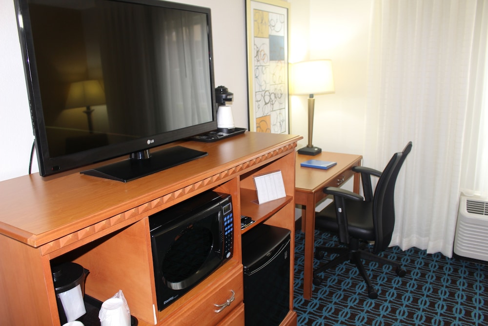 Fairfield Inn & Suites by Marriott Kansas City Liberty - photo 40