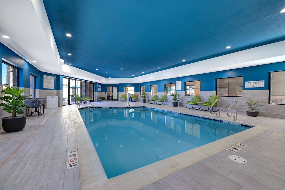 Hampton Inn & Suites by Hilton Marina - photo 31