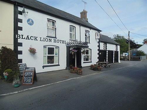 Black Lion Hotel - carbon neutral hotel in Tregaron