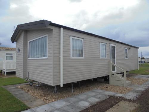 Kingfisher Festival 6 Berth Central Heated Close to site entrance in Ingoldmells, United Kingdom